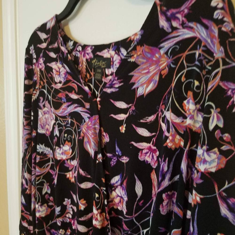 Thalia Sodi bell sleeve top